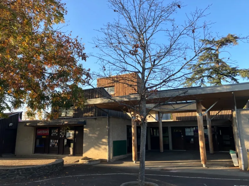 Ecole Maternelle et Cantine - des cèdres