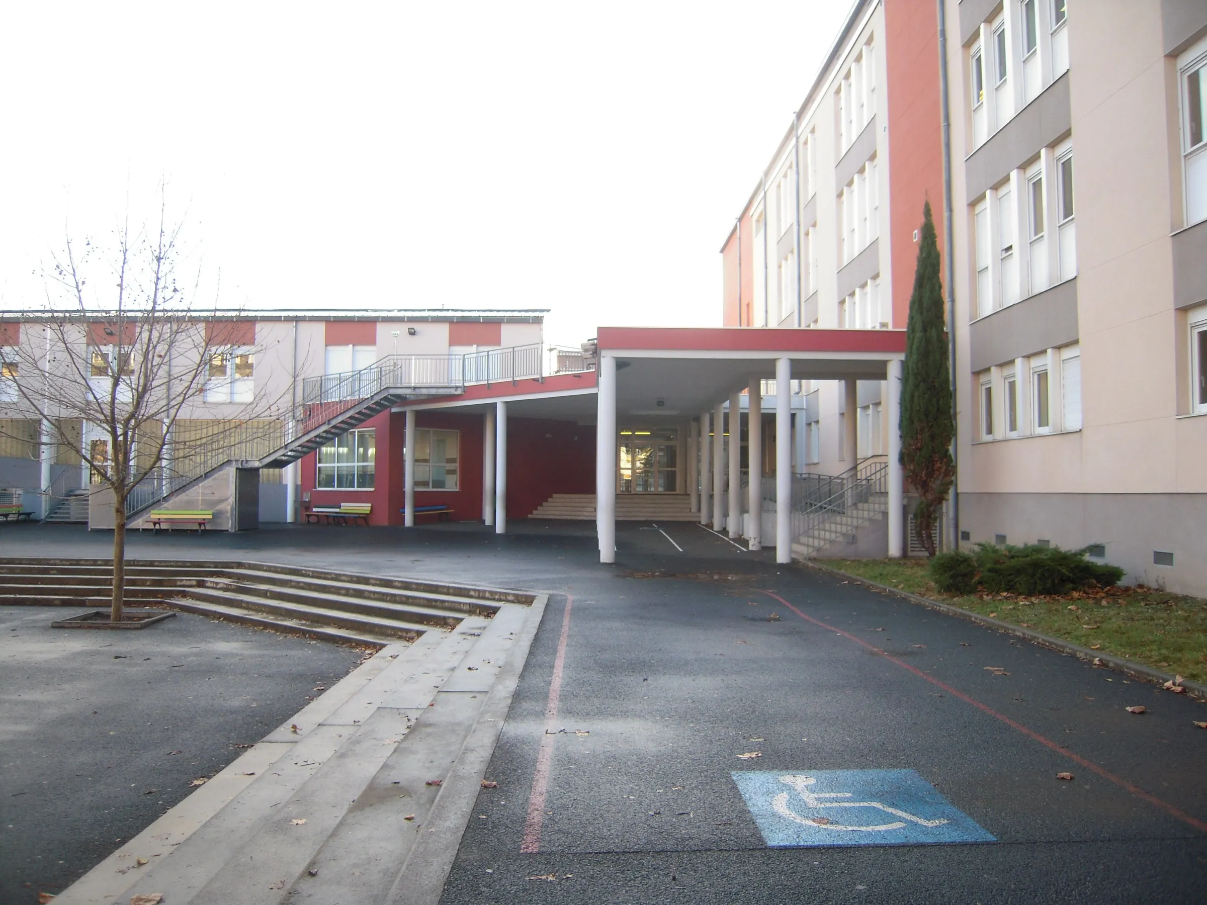 Accessibilité - 9 Collèges