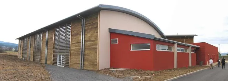 Complexe sportif - gymnase et stade